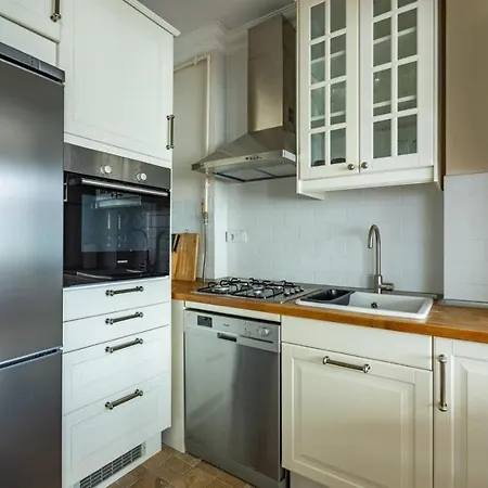 Διαμέρισμα Bright Modern 2bed1bath Views! #215