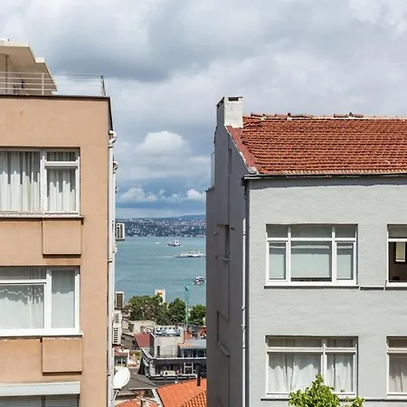 Bright Modern 2bed1bath Views! #215